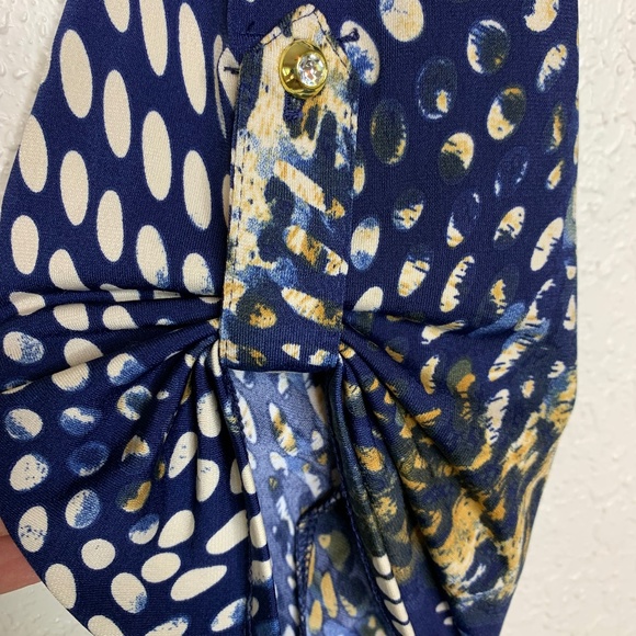 Chelsea & Theodore Blue Cream Modern Animal Print Top Women's Plus Size … - Picture 9 of 11